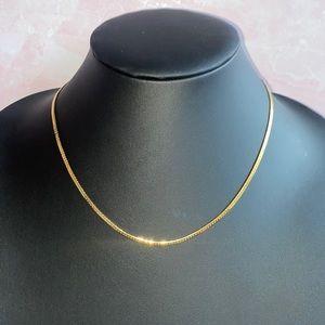 Vintage Women’s 18” Gold Herringbone Necklace